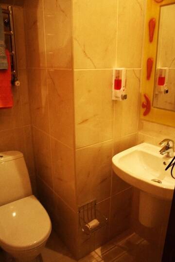 Бюджетный двухместный номер с 2 отдельными кроватями в Мини-отеле West Hotel